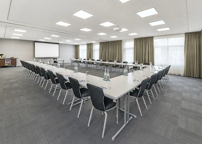 Hotel Nh Muenchen Airport 4*
