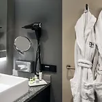 Hotel Nh München Airport 4*
