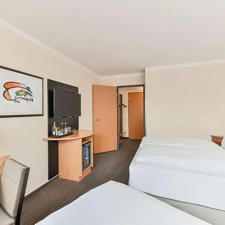 Hotel Nh Muenchen Airport 4*
