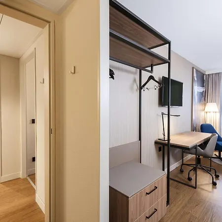 فندق إن إتش مطار ميونيخ 4*