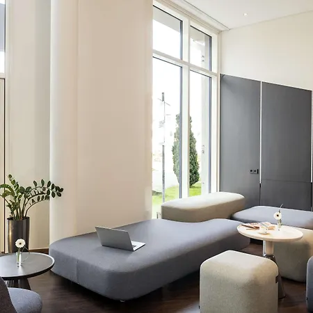 Nh Muenchen Airport 4*