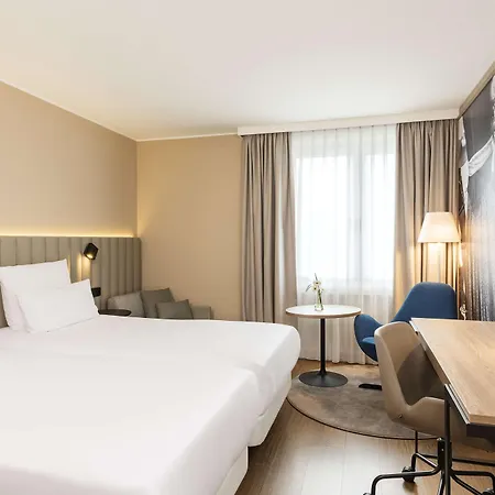 Nh Muenchen Airport 4*