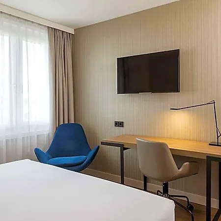 Nh Muenchen Airport 4*