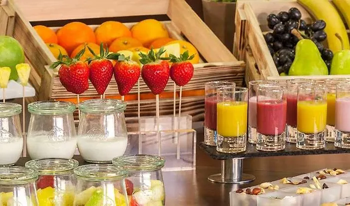 Nh Muenchen Airport 4*